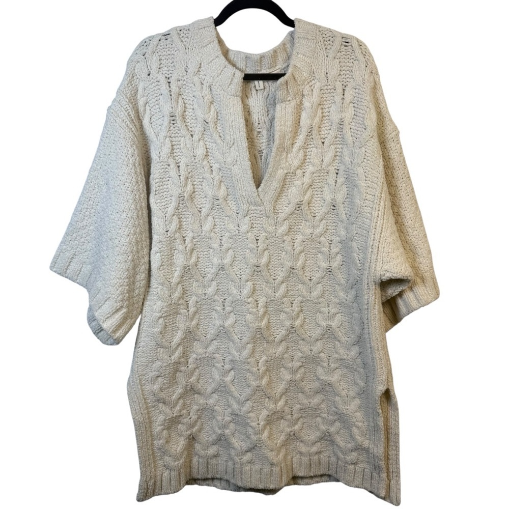Anthropologie Moth Chunky Knit Oversized Cream Tunic Sweater Size XS / Small‎